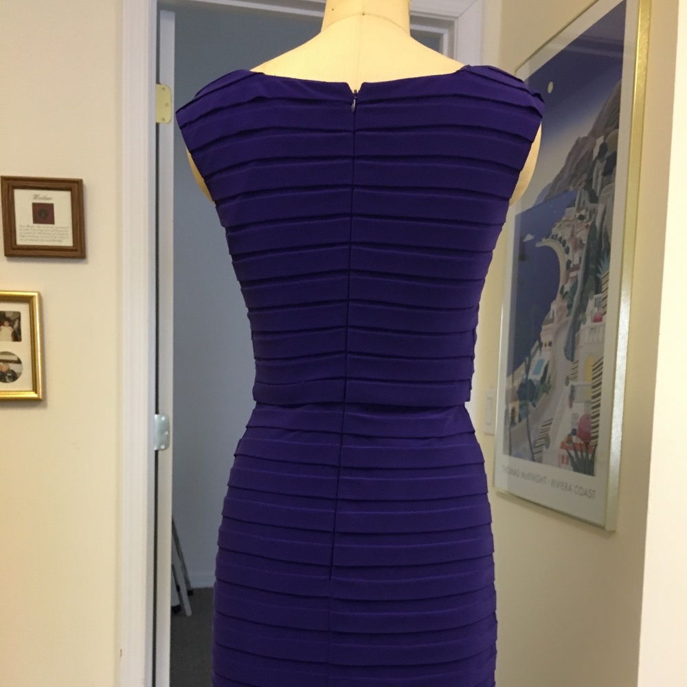 Dress - Picture 5 of 7